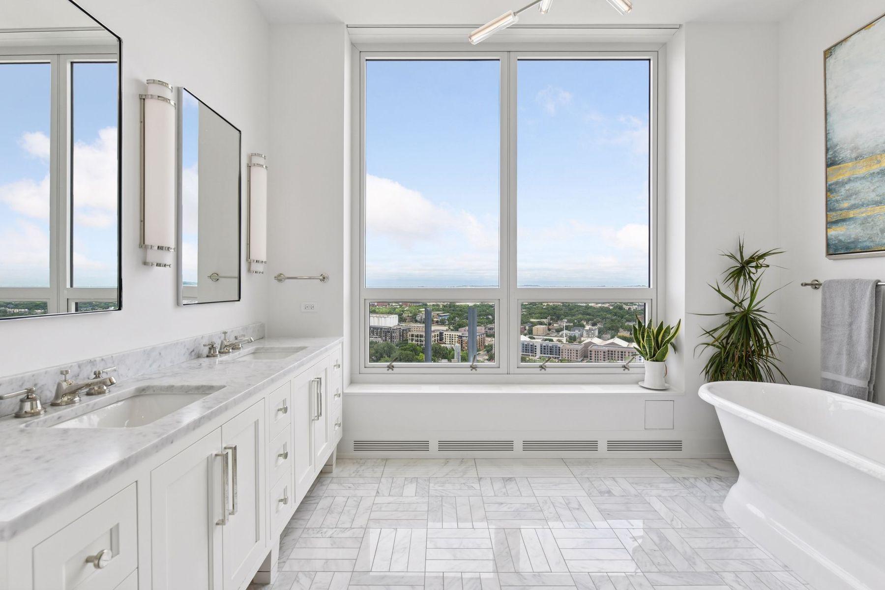 1111 W River Parkway Unit: 26A