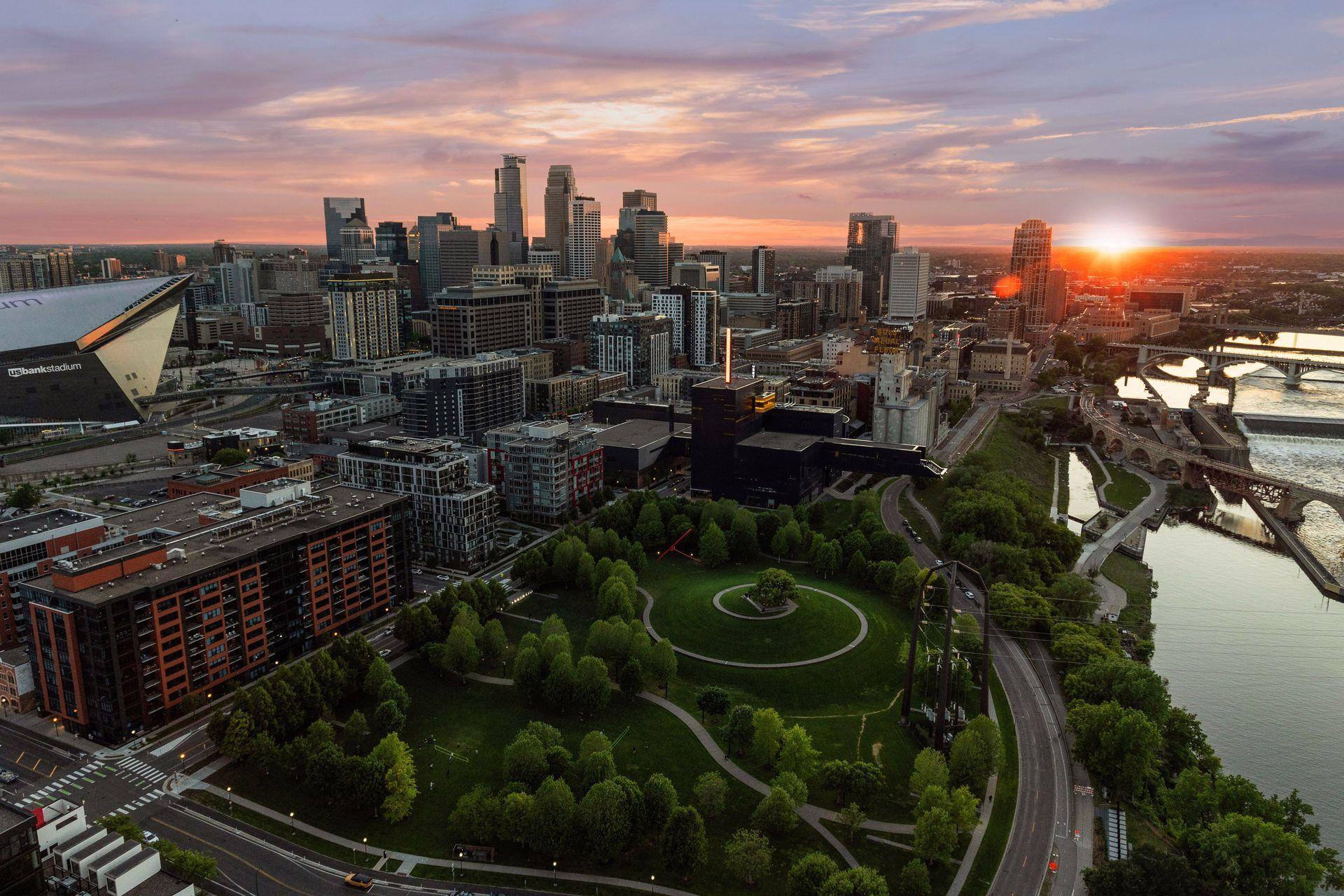 1111 W River Parkway Unit: 26A