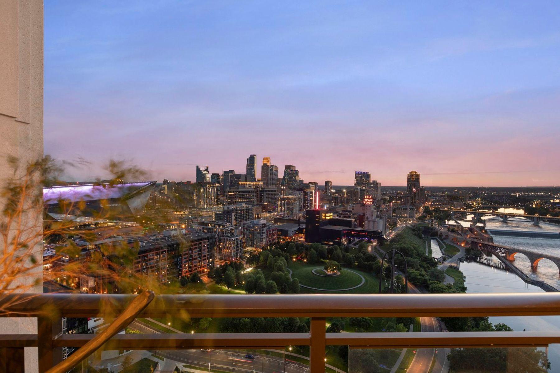 1111 W River Parkway Unit: 26A