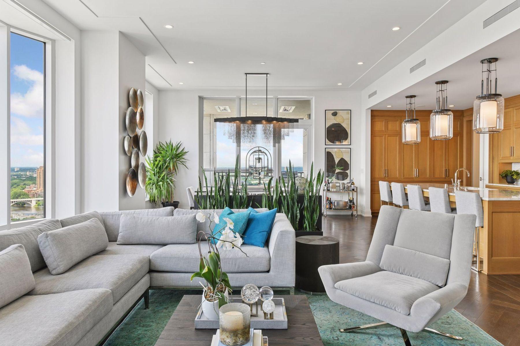 1111 W River Parkway Unit: 26A