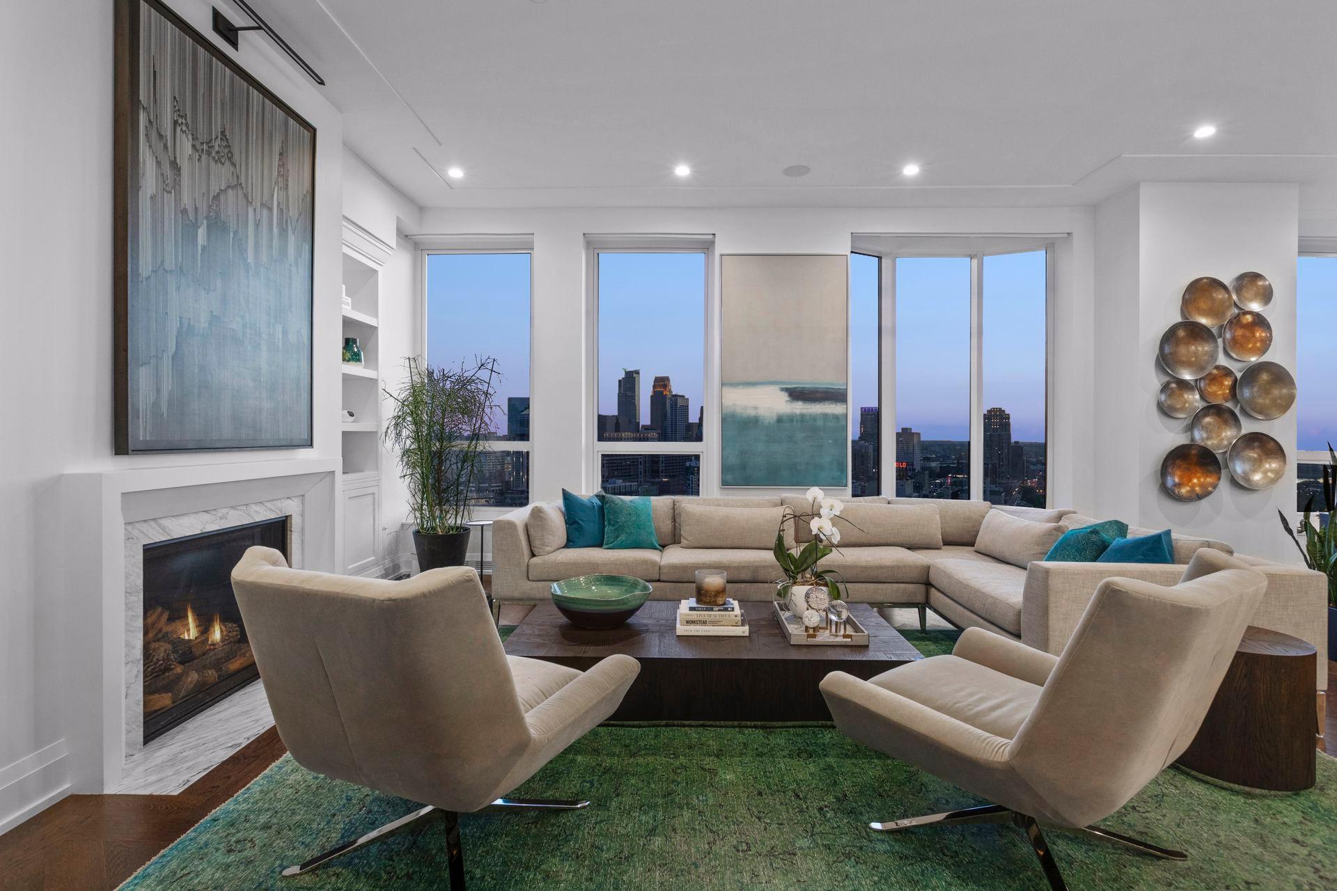 1111 W River Parkway Unit: 26A