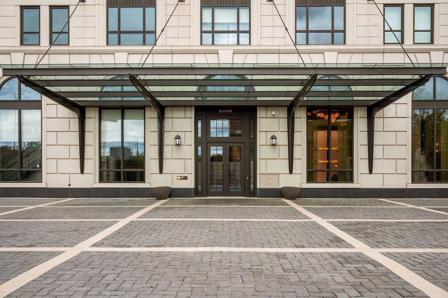 1111 W River Parkway Unit: 26A