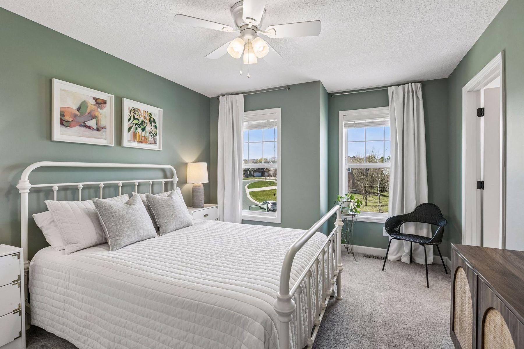 3147 Cypress Circle S