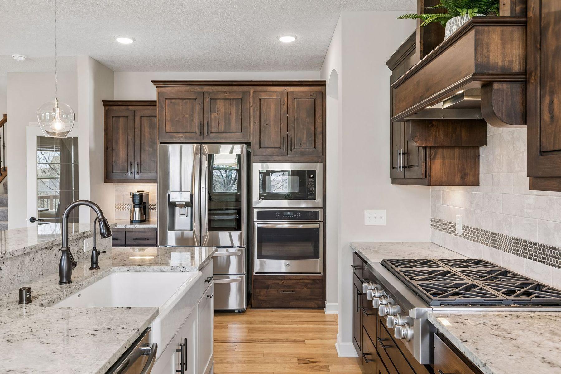 3147 Cypress Circle S