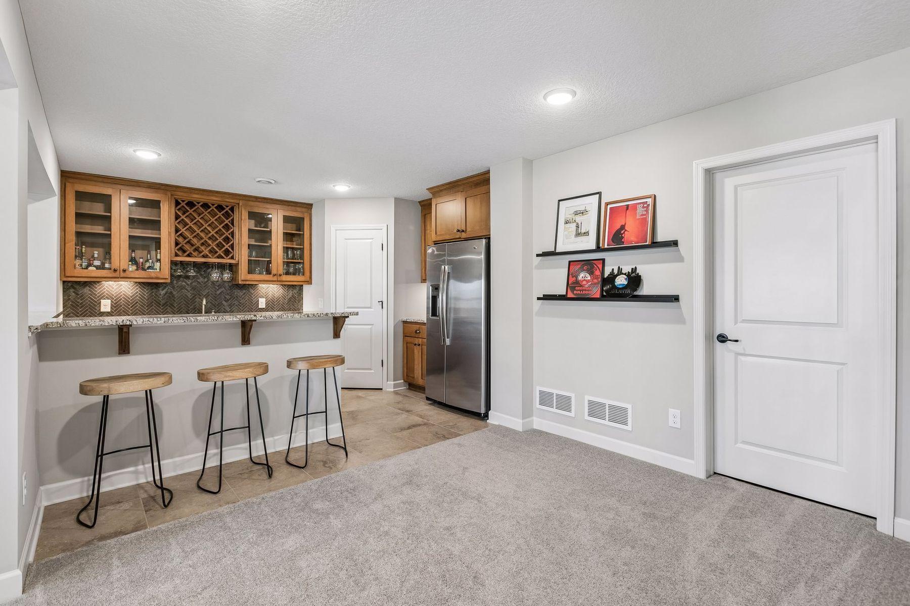 3147 Cypress Circle S