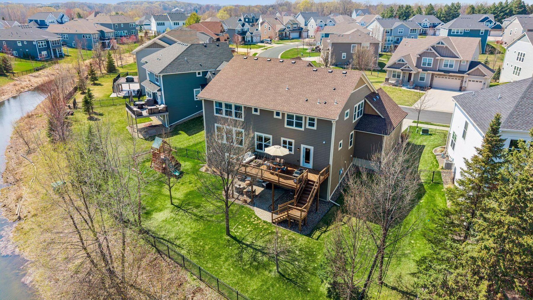 3147 Cypress Circle S