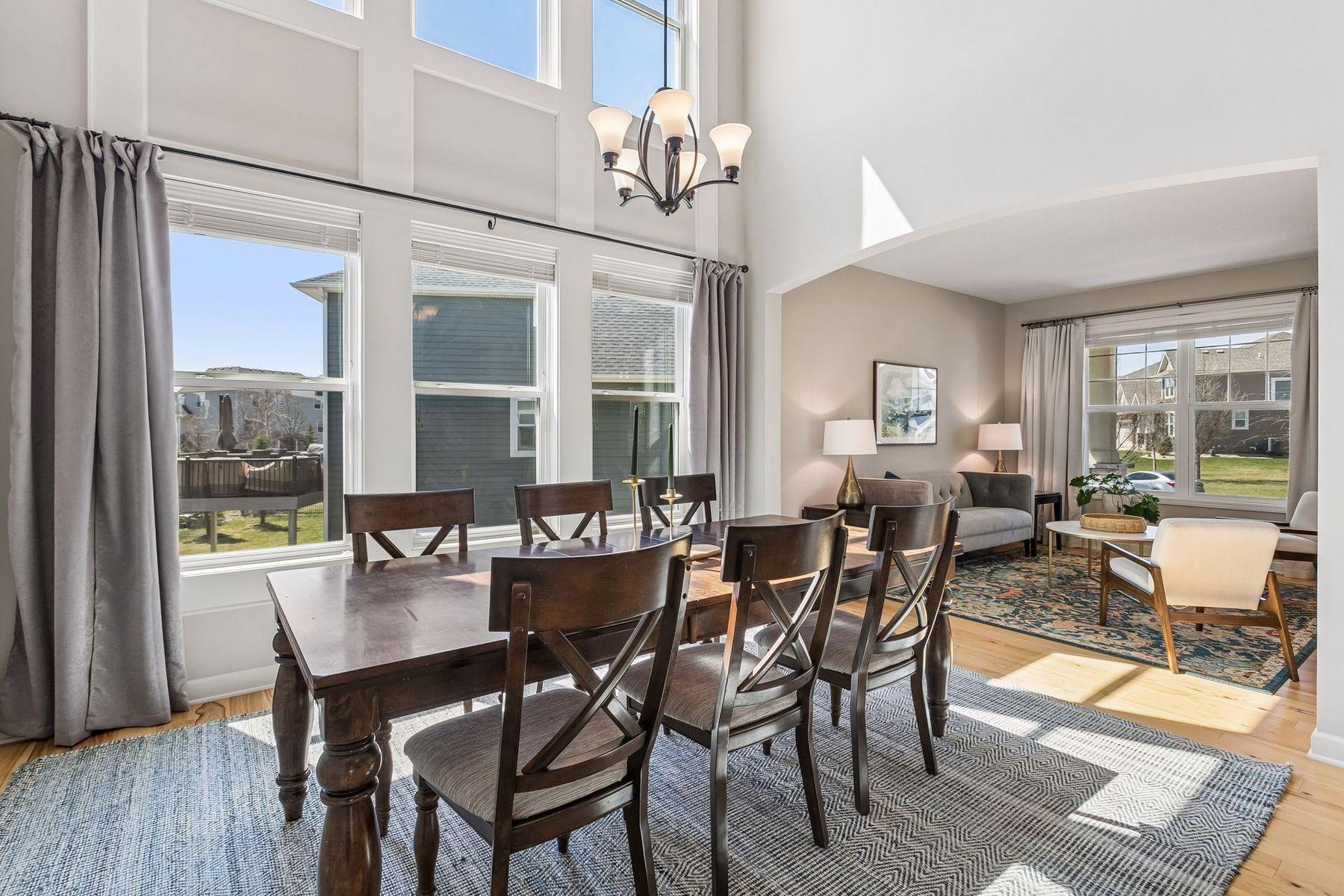 3147 Cypress Circle S