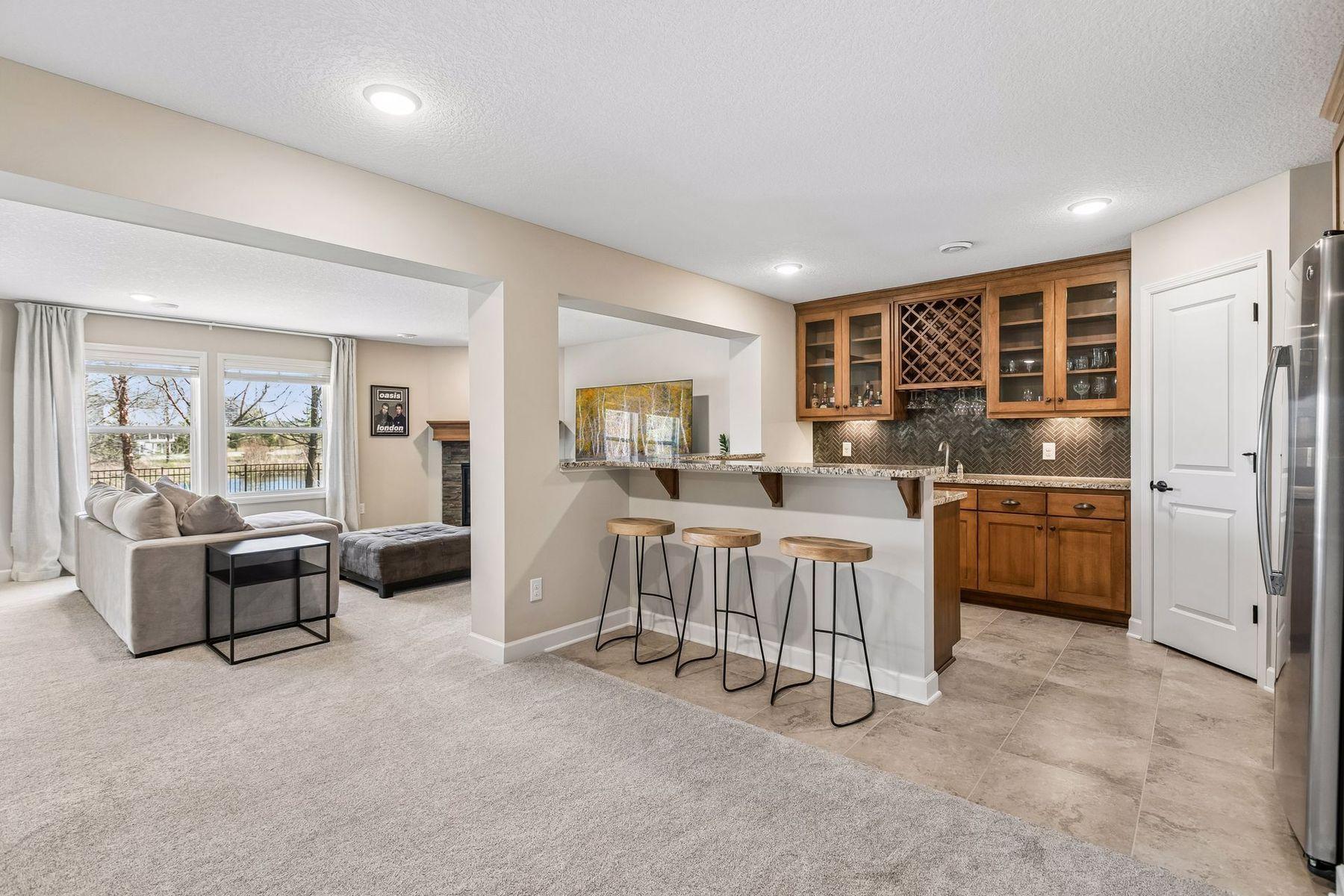 3147 Cypress Circle S