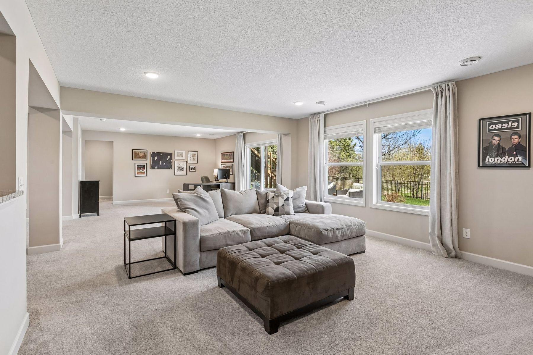 3147 Cypress Circle S