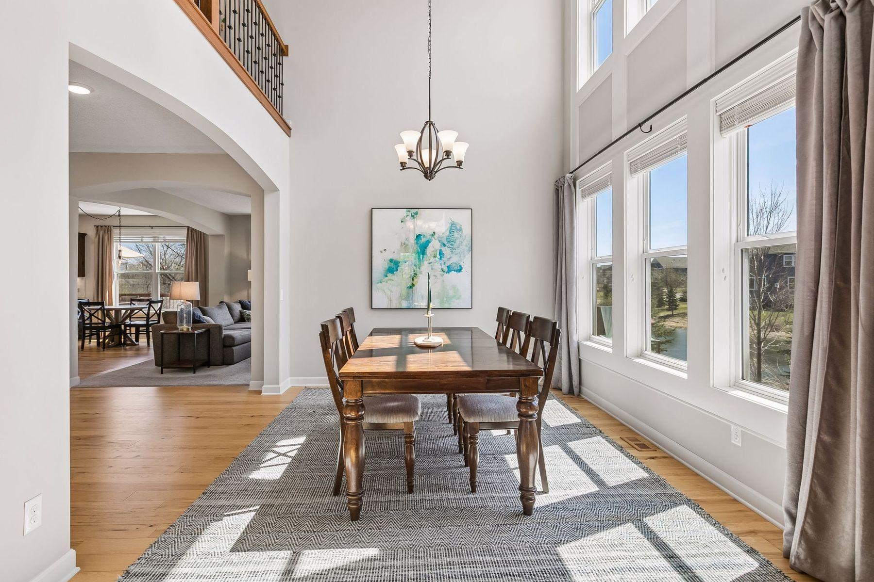 3147 Cypress Circle S