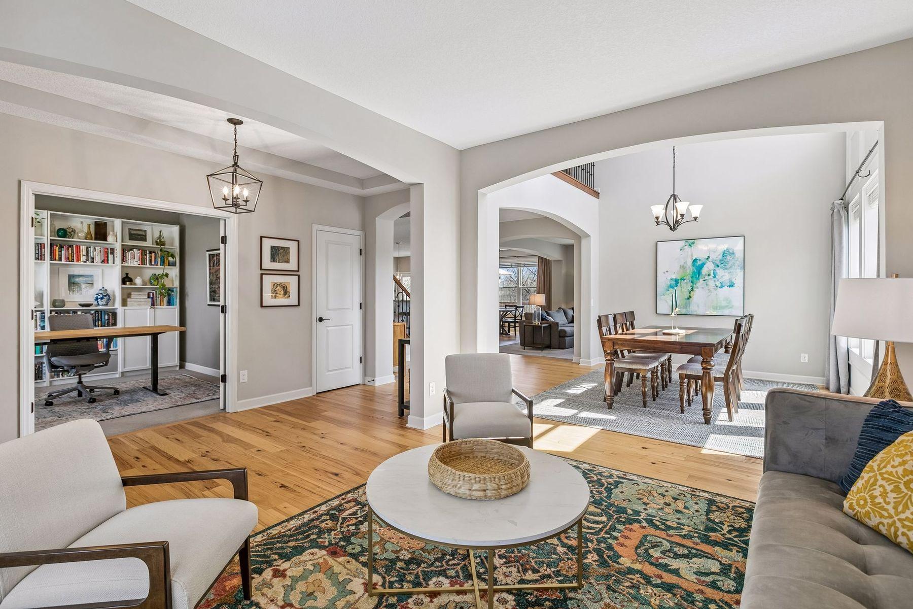 3147 Cypress Circle S