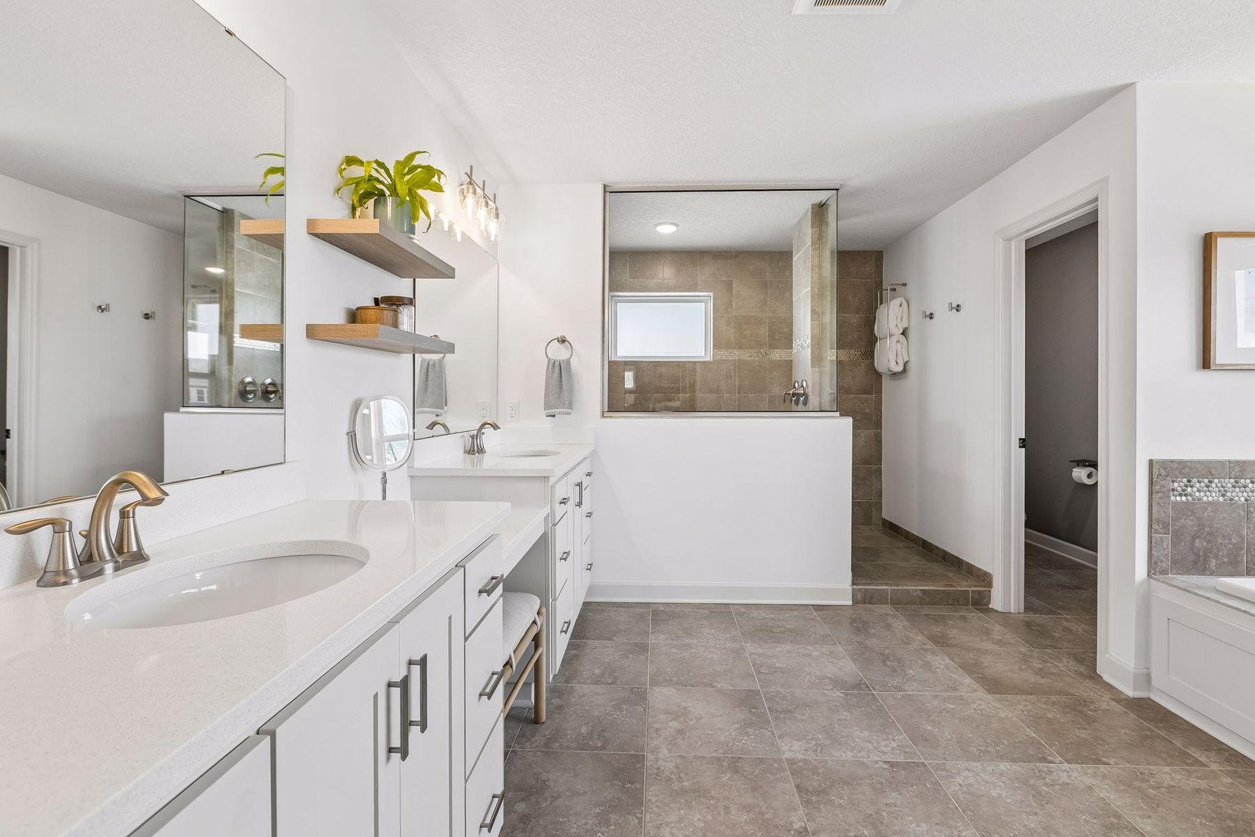 3147 Cypress Circle S