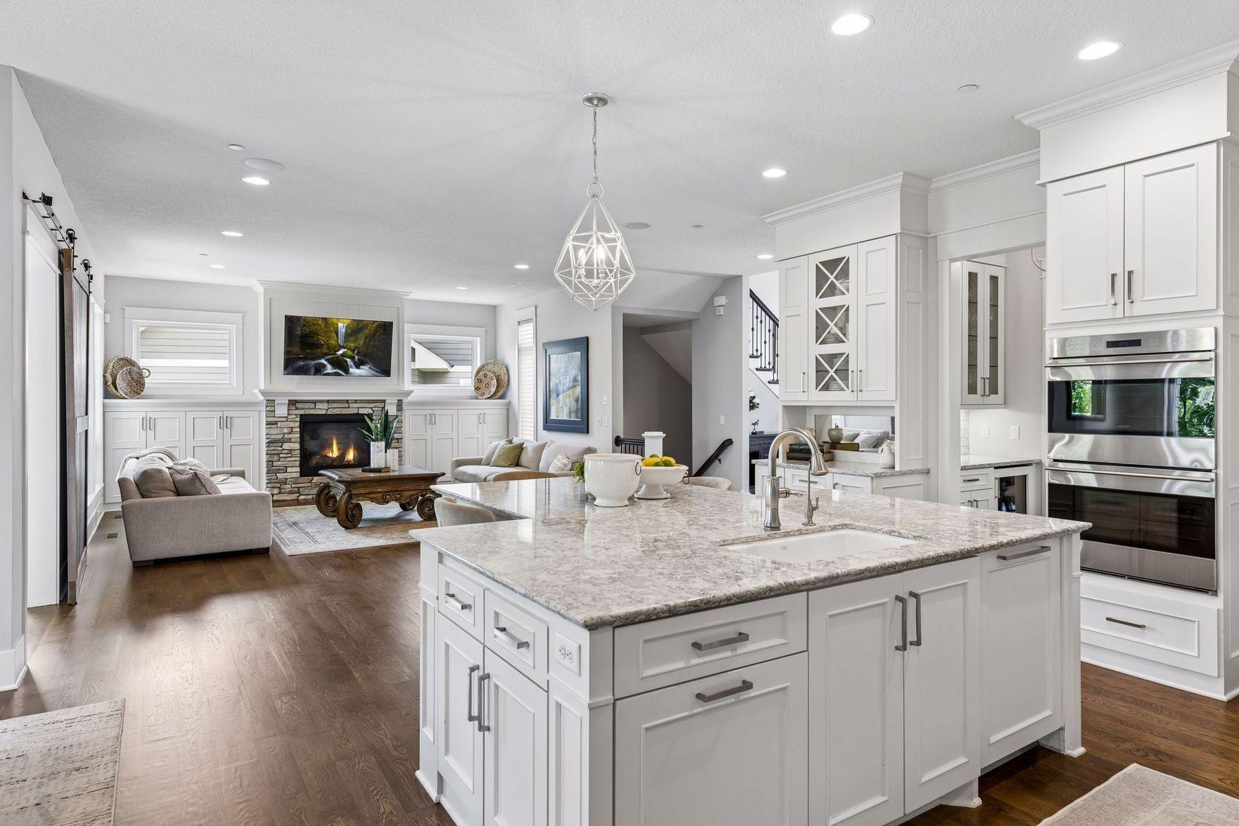 736 Woodland Hill Court