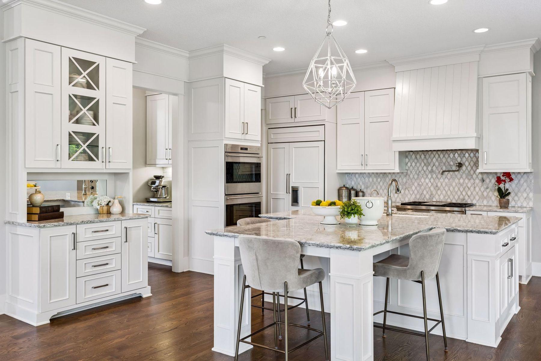 736 Woodland Hill Court