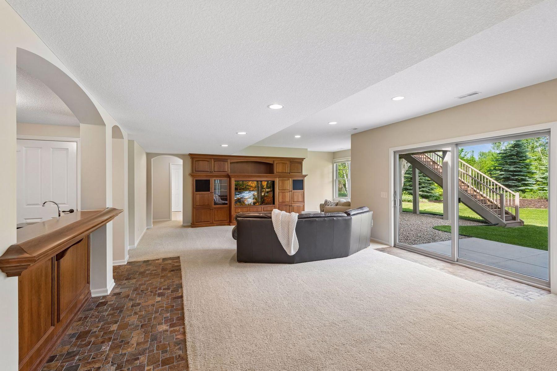 3667 Lerive Way
