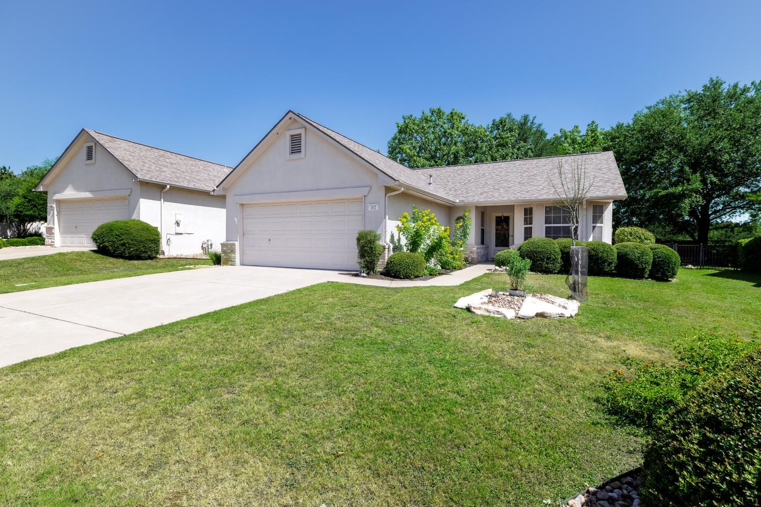 102 Whitewing WAY