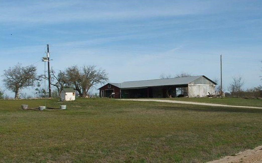 1400 County Road 250