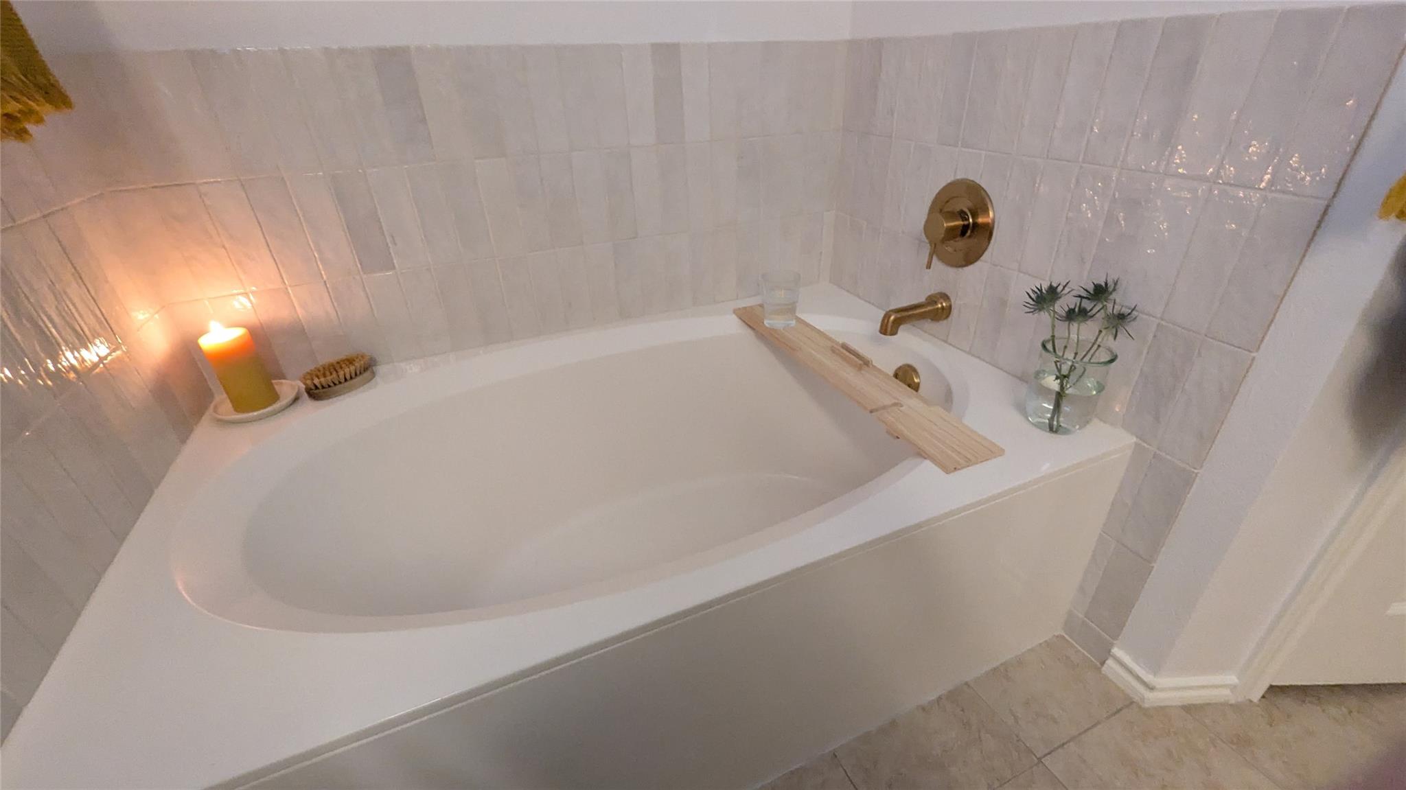 16704 Shipshaw River CV