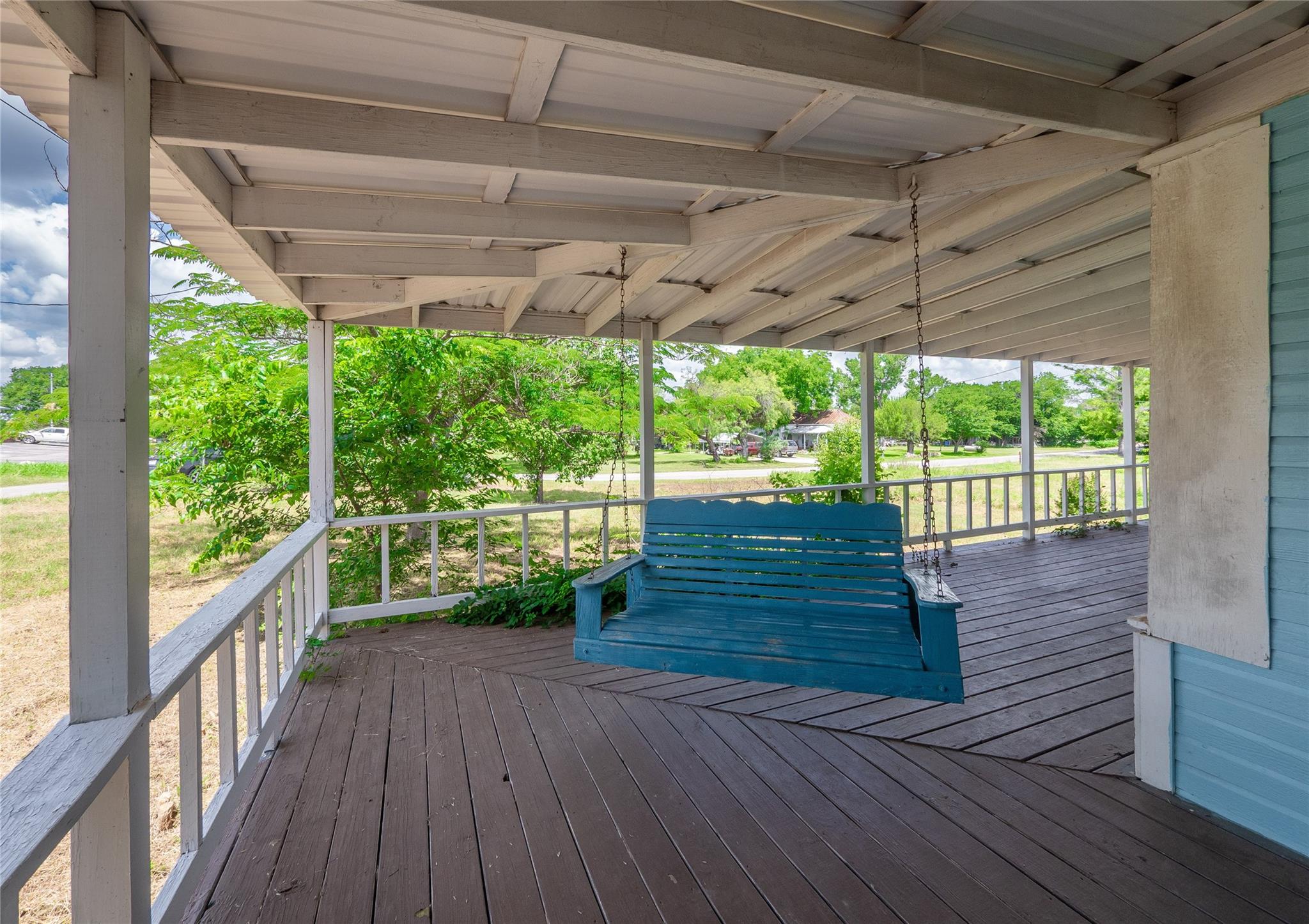 325 County Road 100