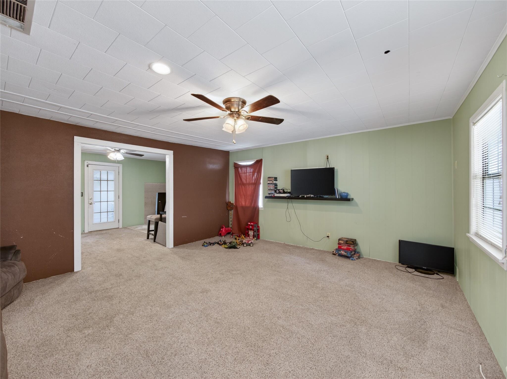 325 County Road 100