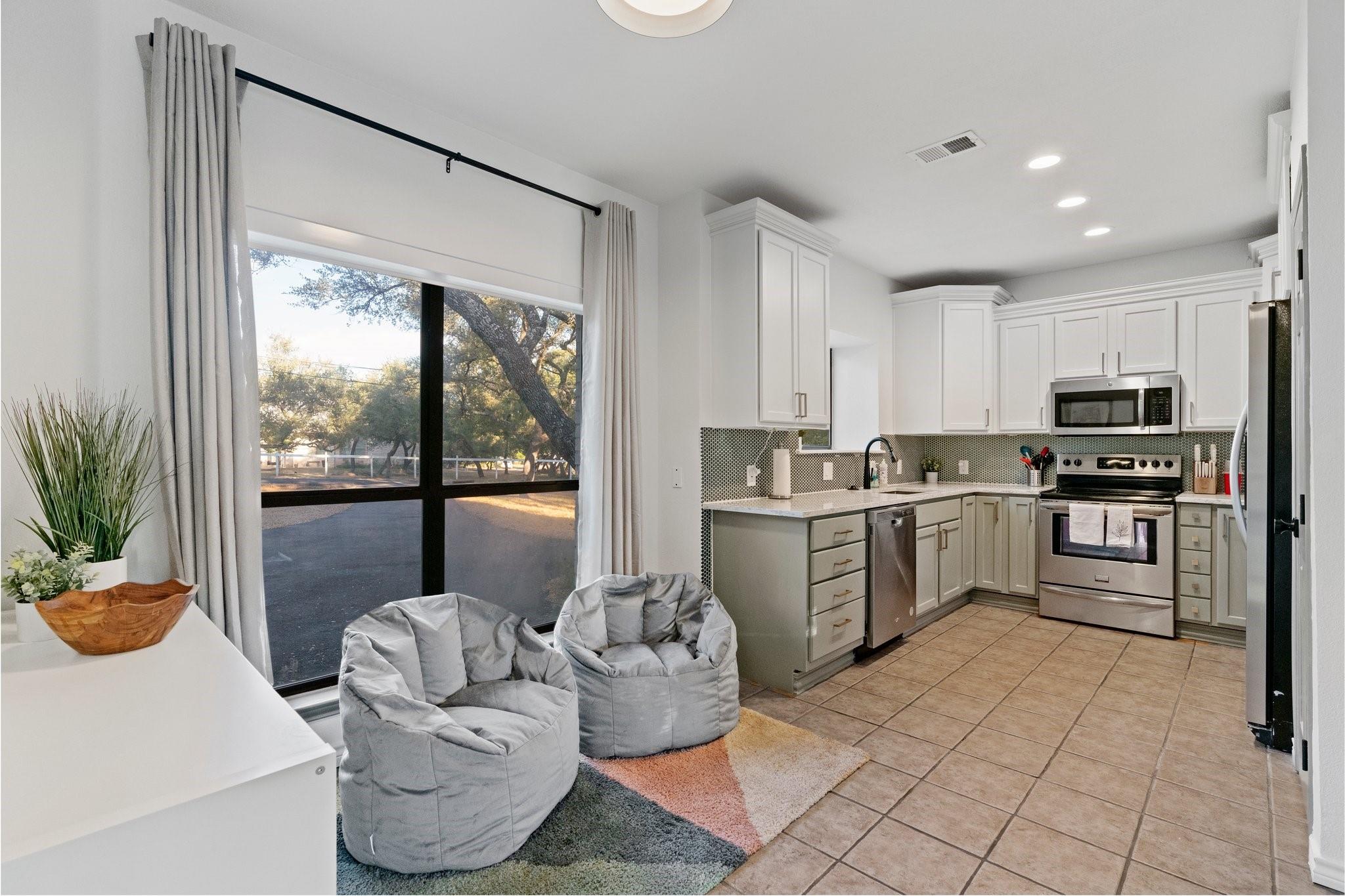11306 Zyle LN