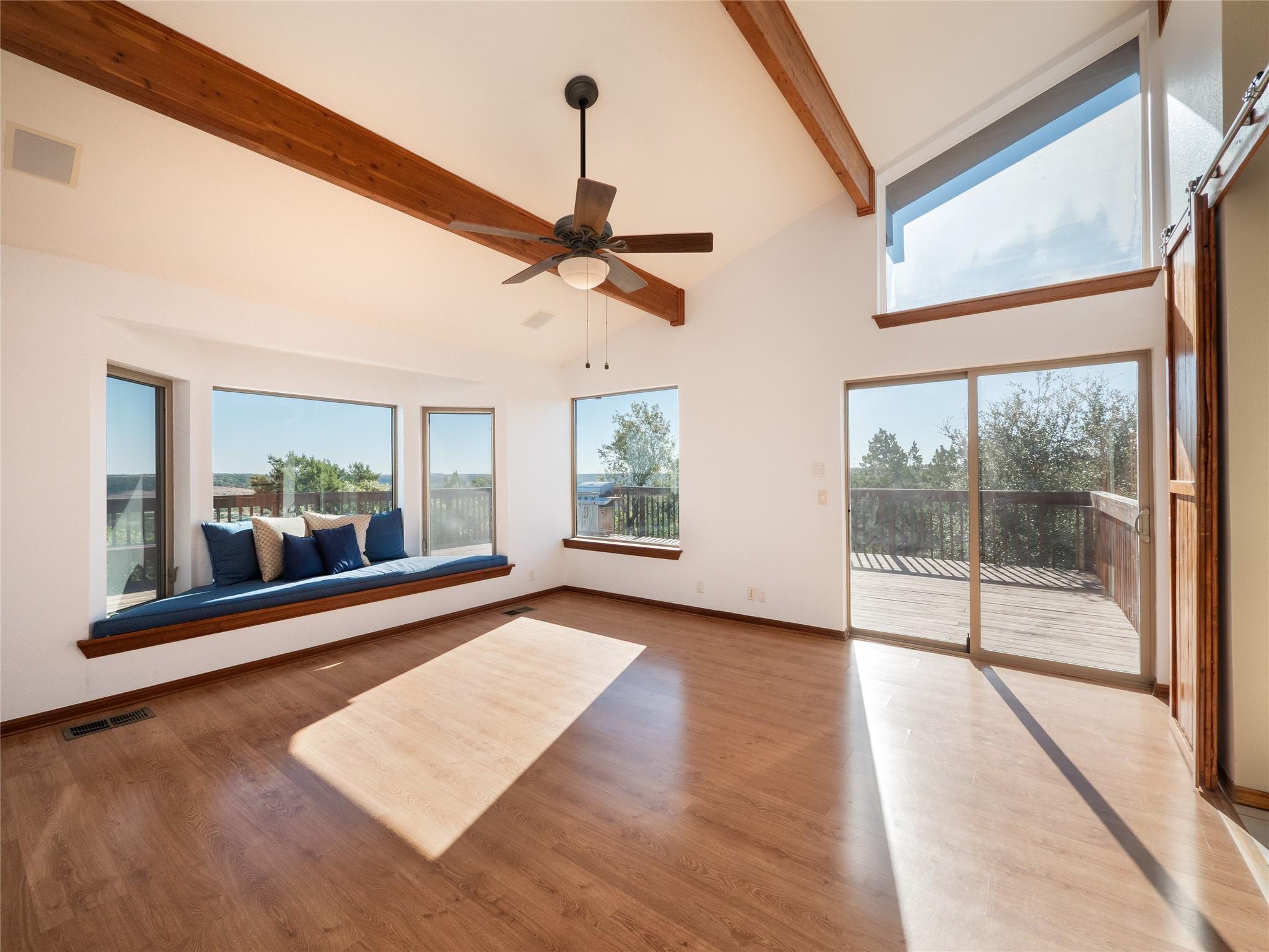 440 Balcones Ridgeway