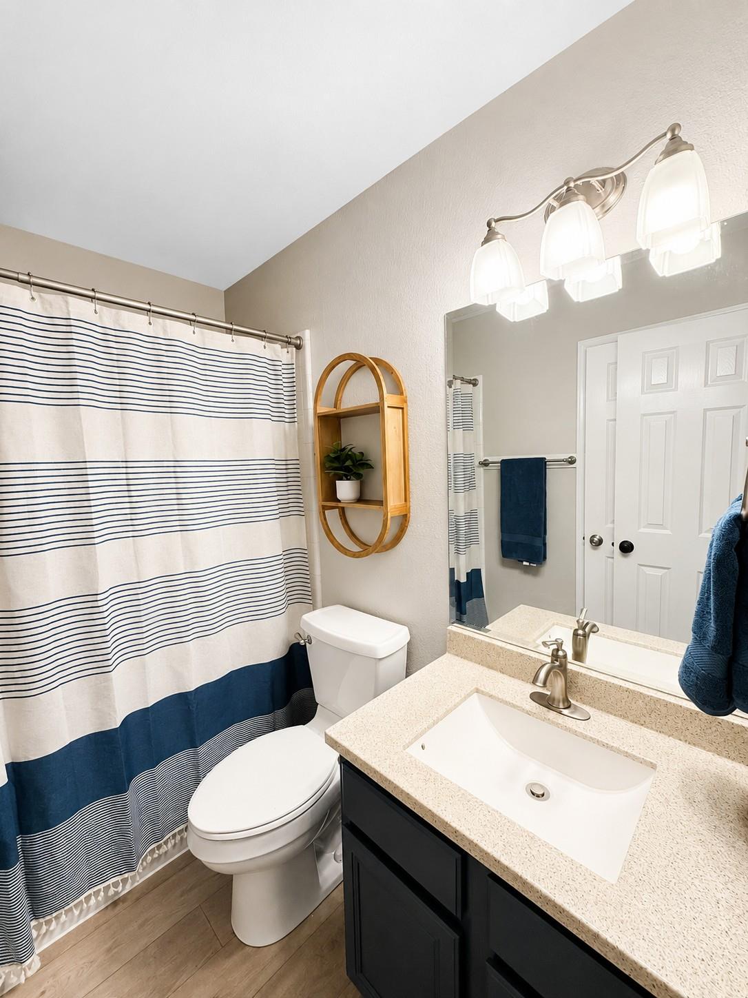2113 Rosemary LN