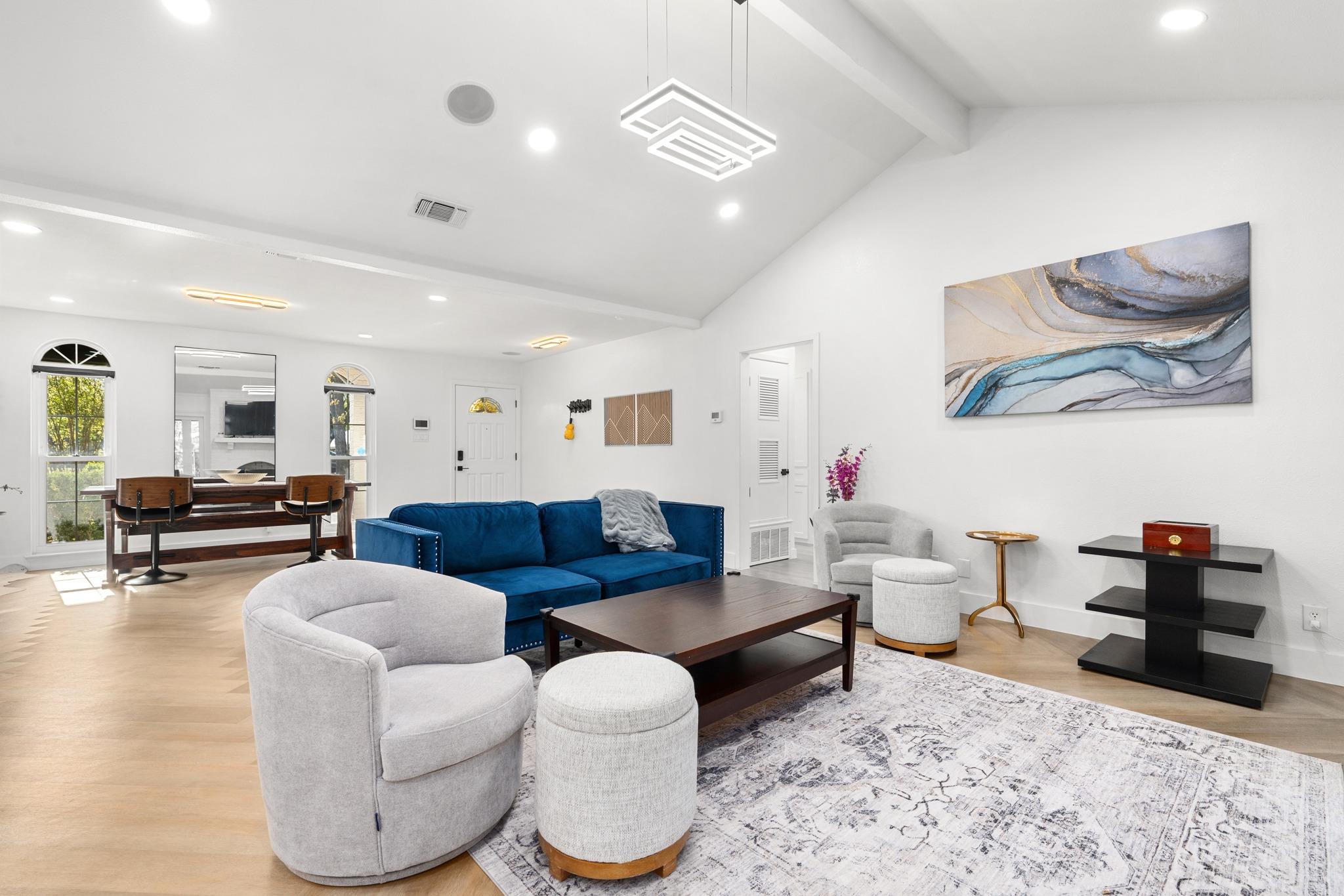 8608 Donna Gail DR
