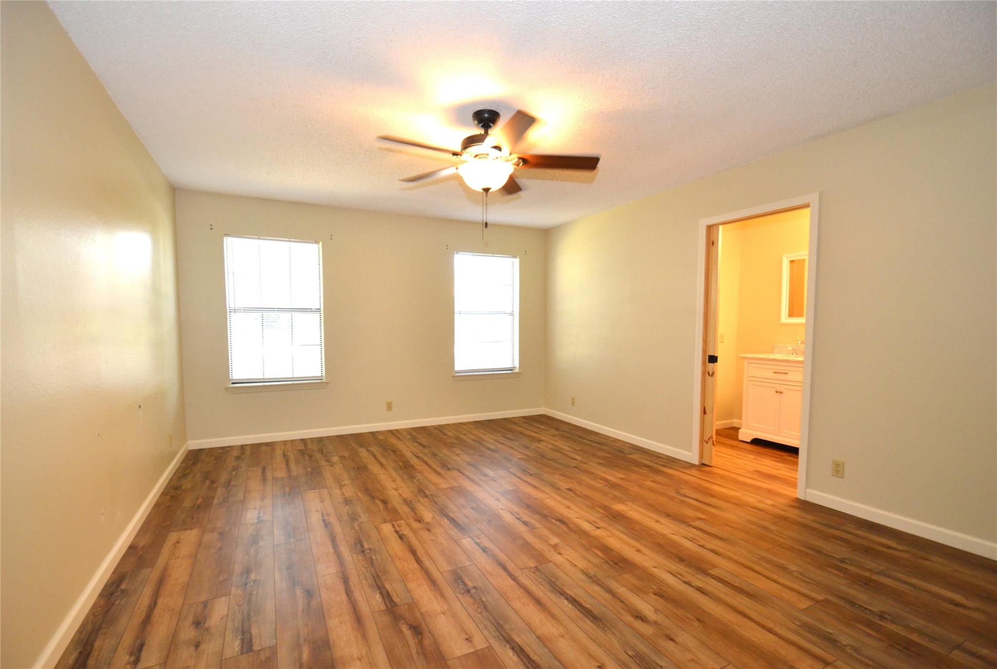 8833 Tallwood DR