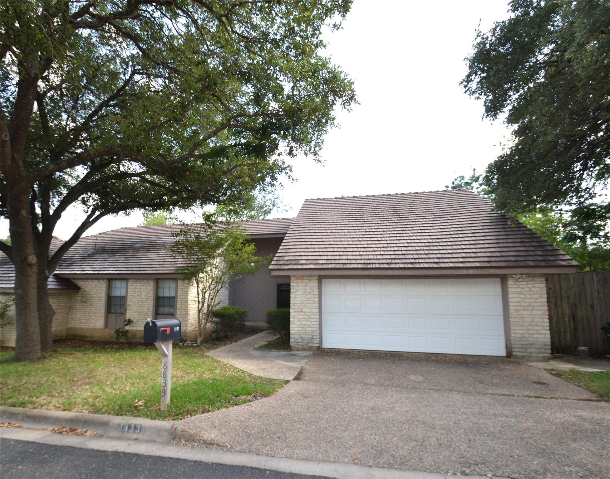 8833 Tallwood DR