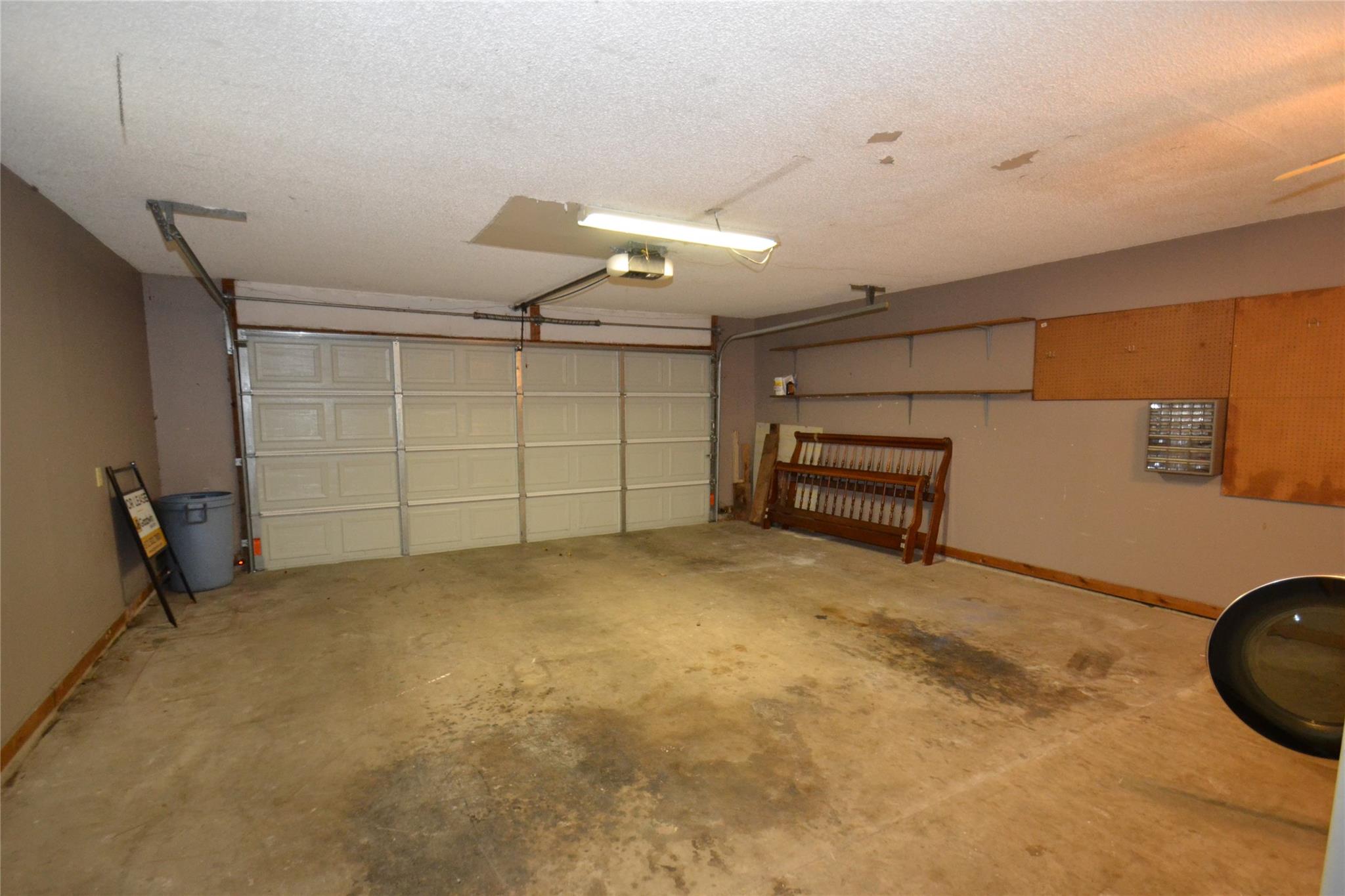 8833 Tallwood DR