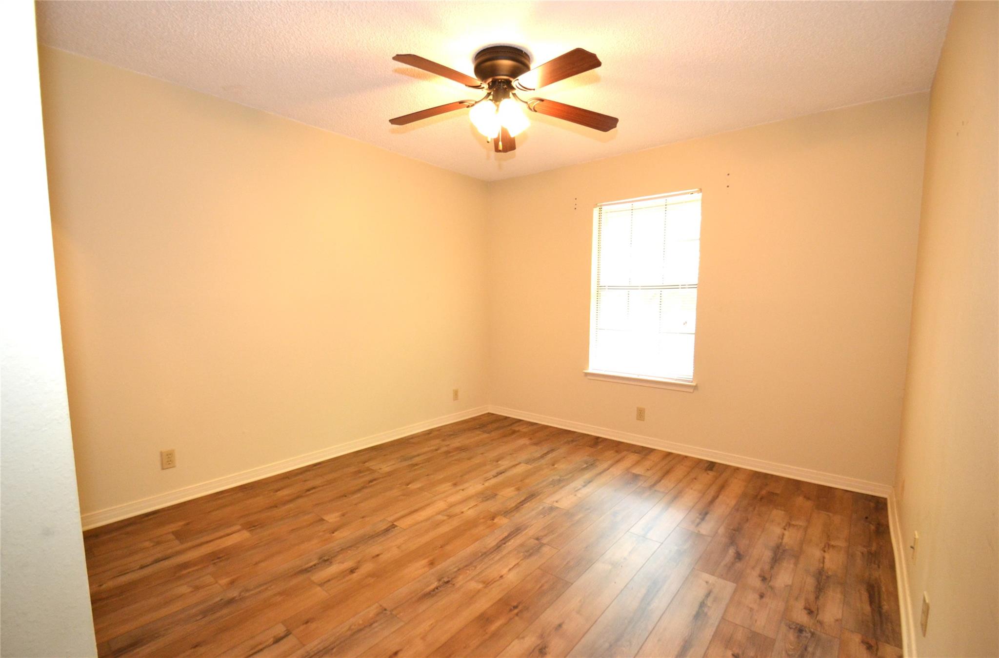 8833 Tallwood DR
