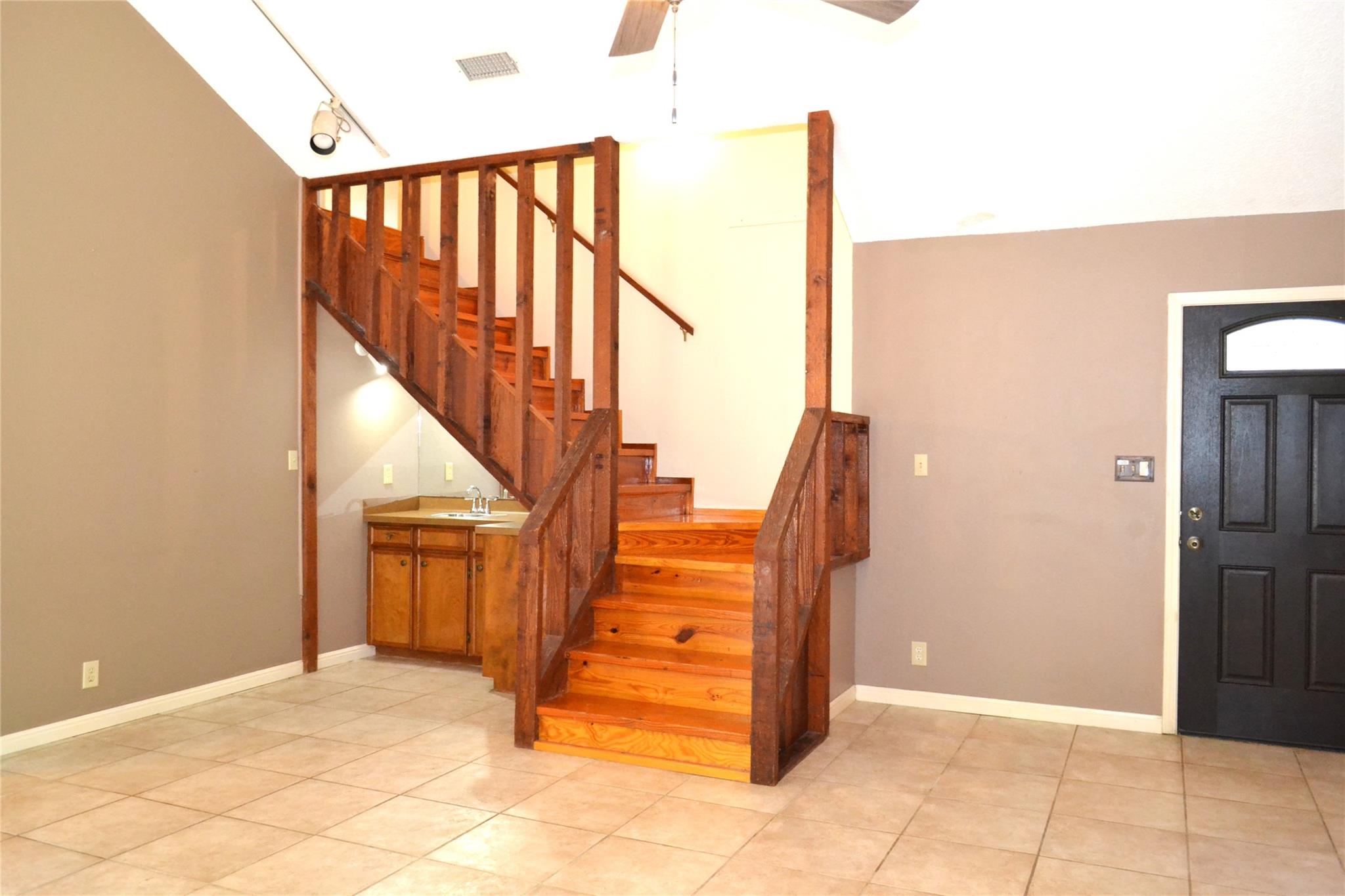 8833 Tallwood DR