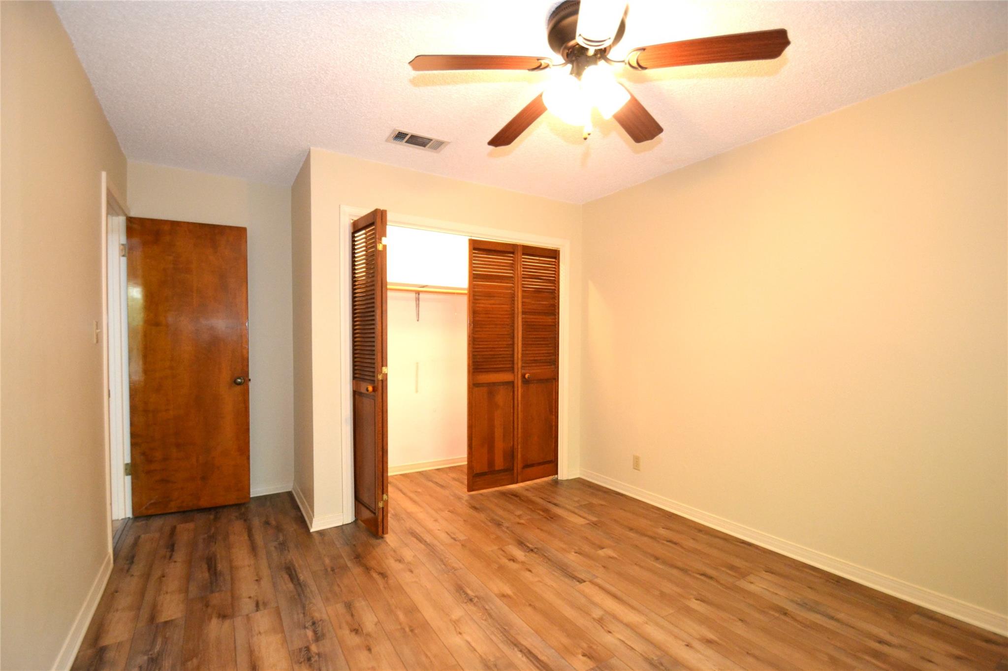 8833 Tallwood DR