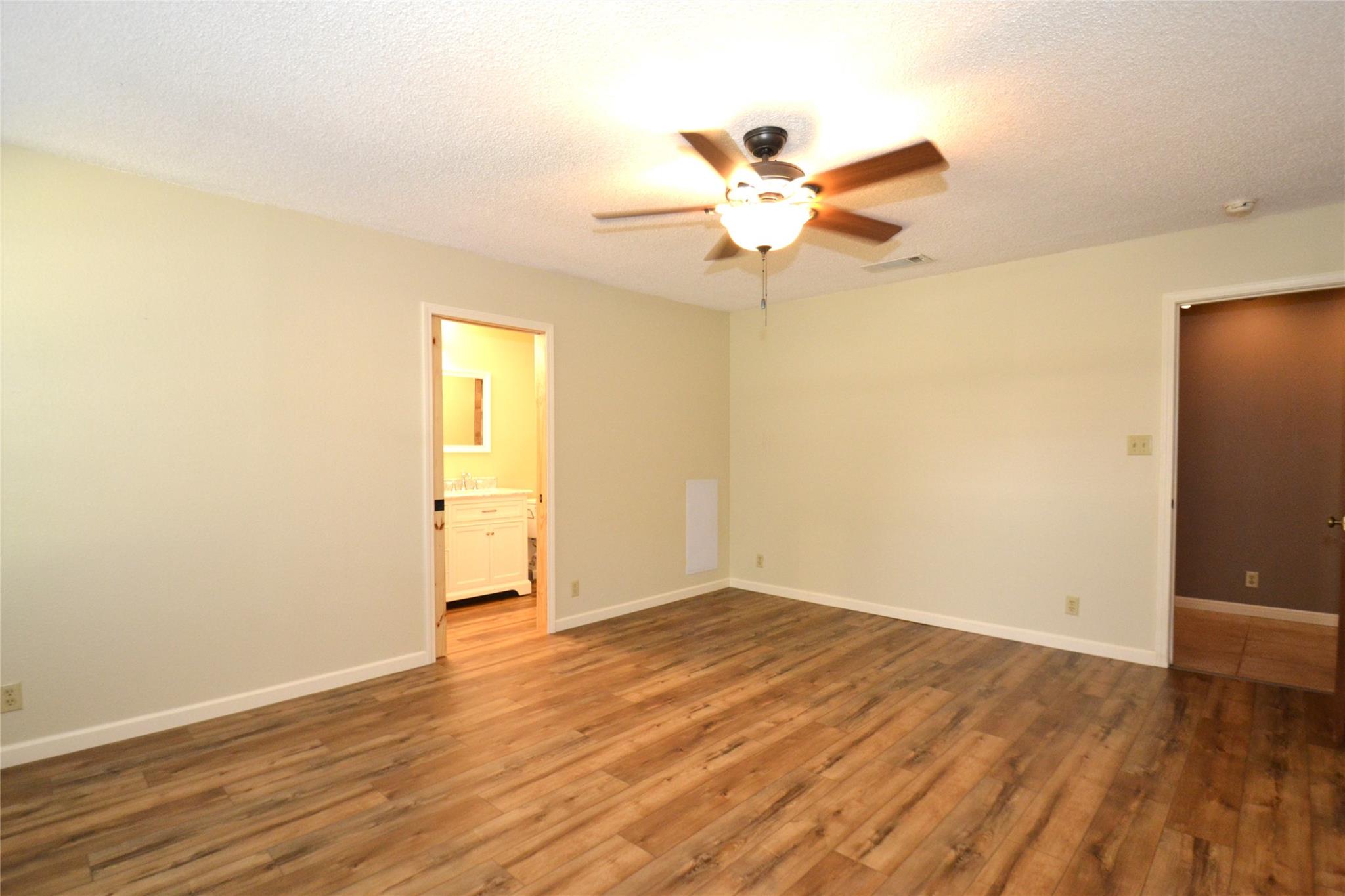 8833 Tallwood DR