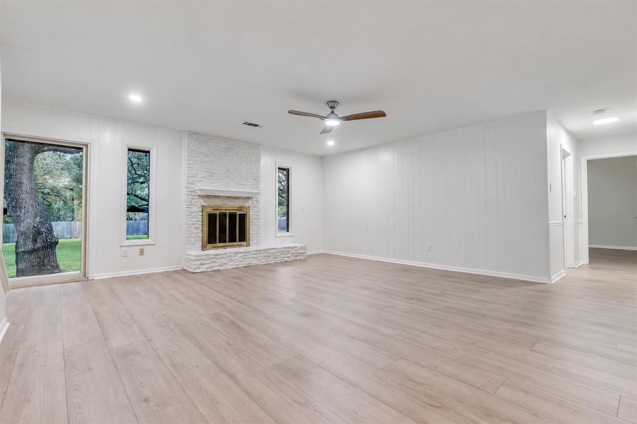 3431 Shady Valley DR