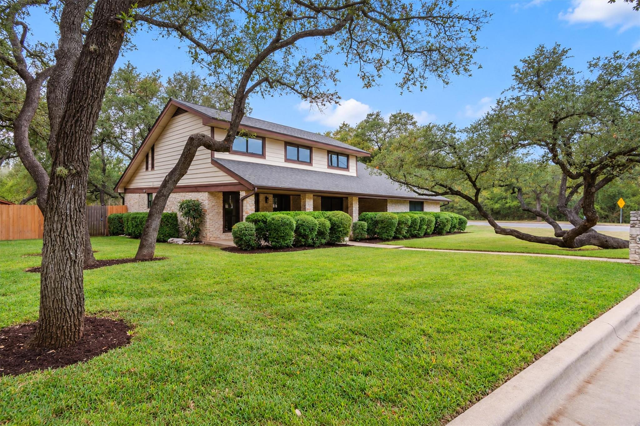 3431 Shady Valley DR