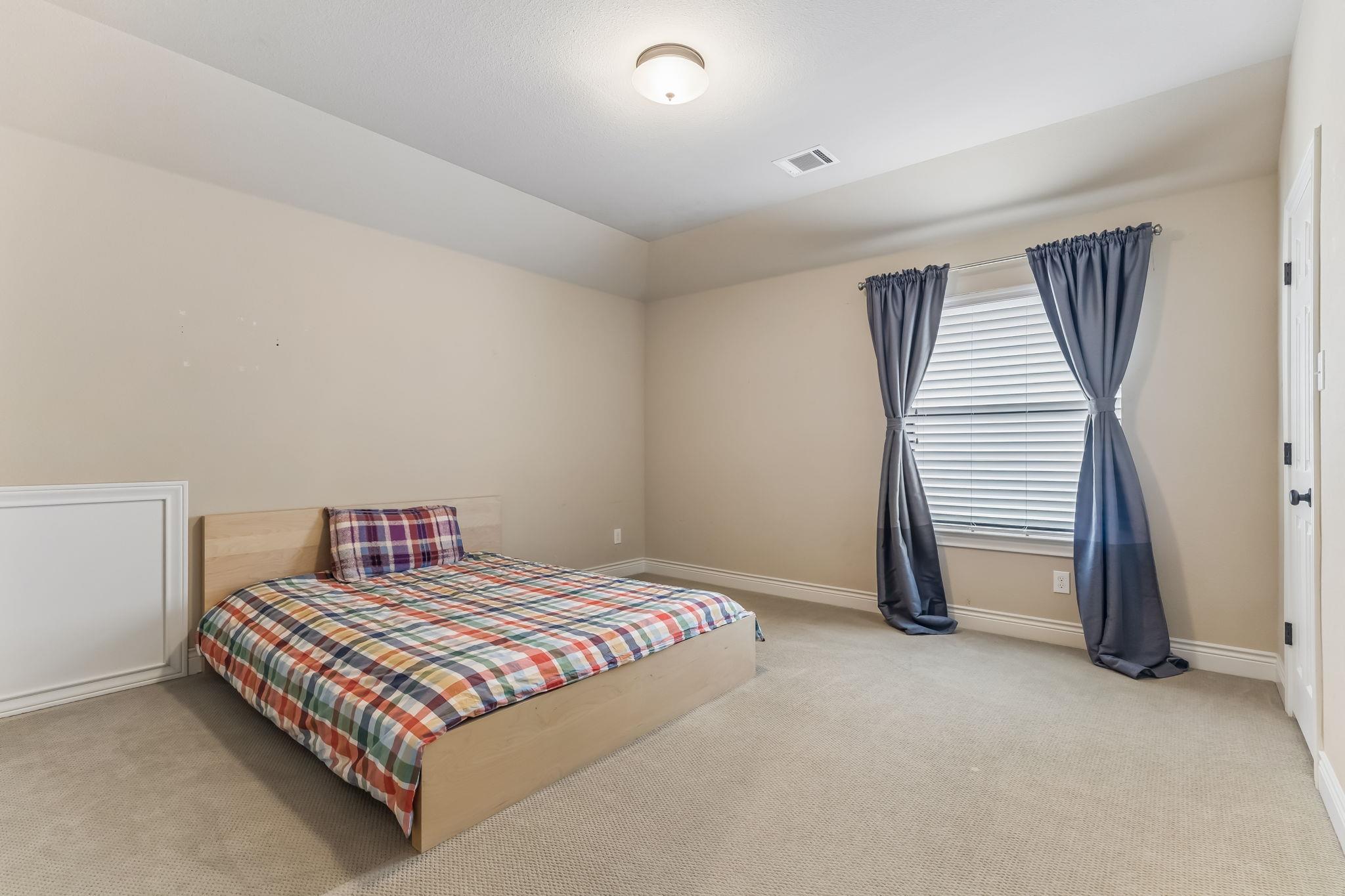 205 E Adelanta PL