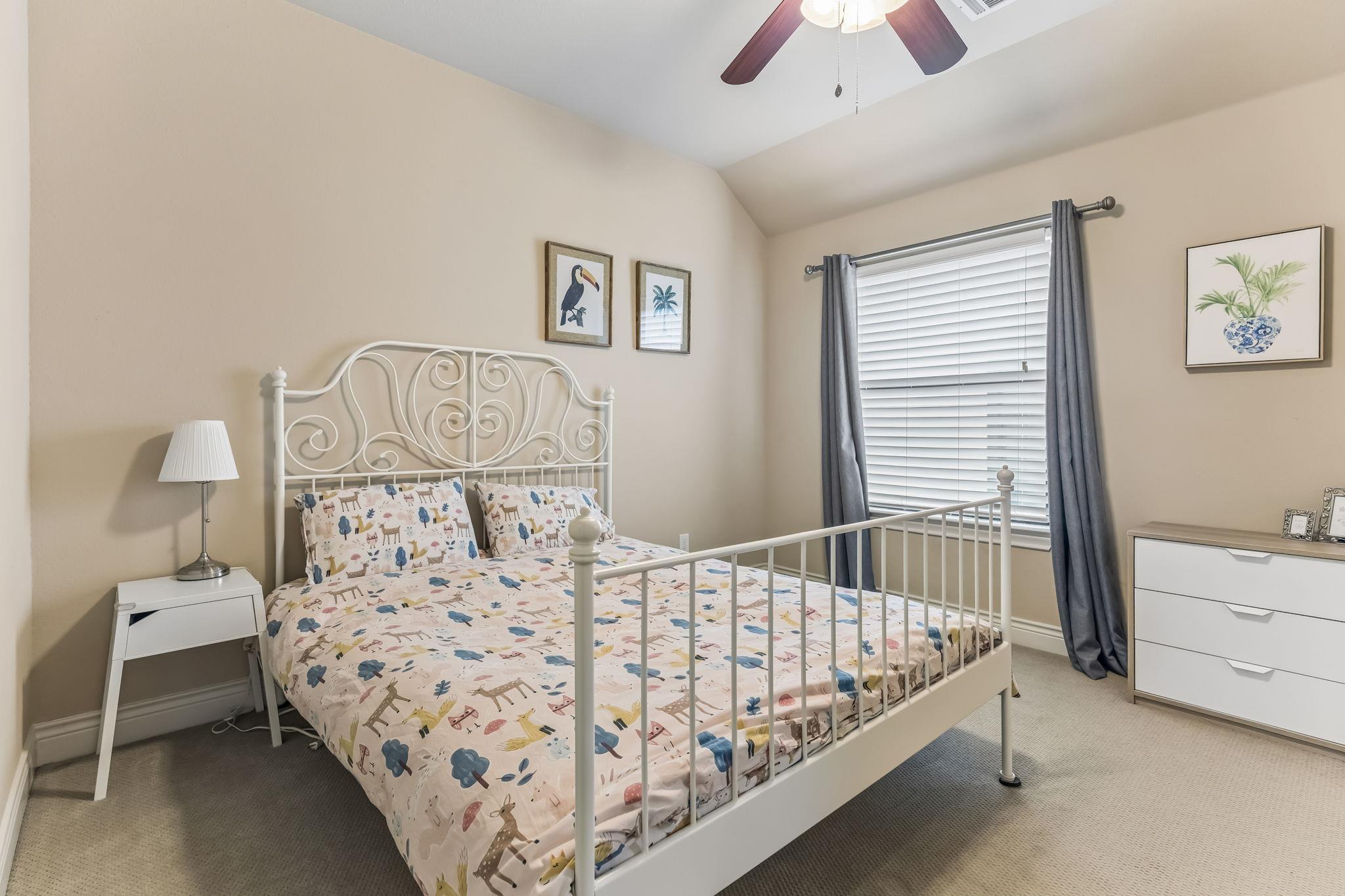 205 E Adelanta PL