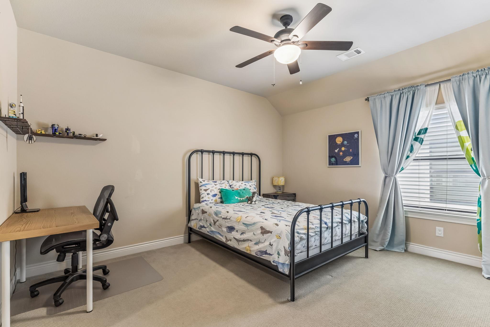 205 E Adelanta PL