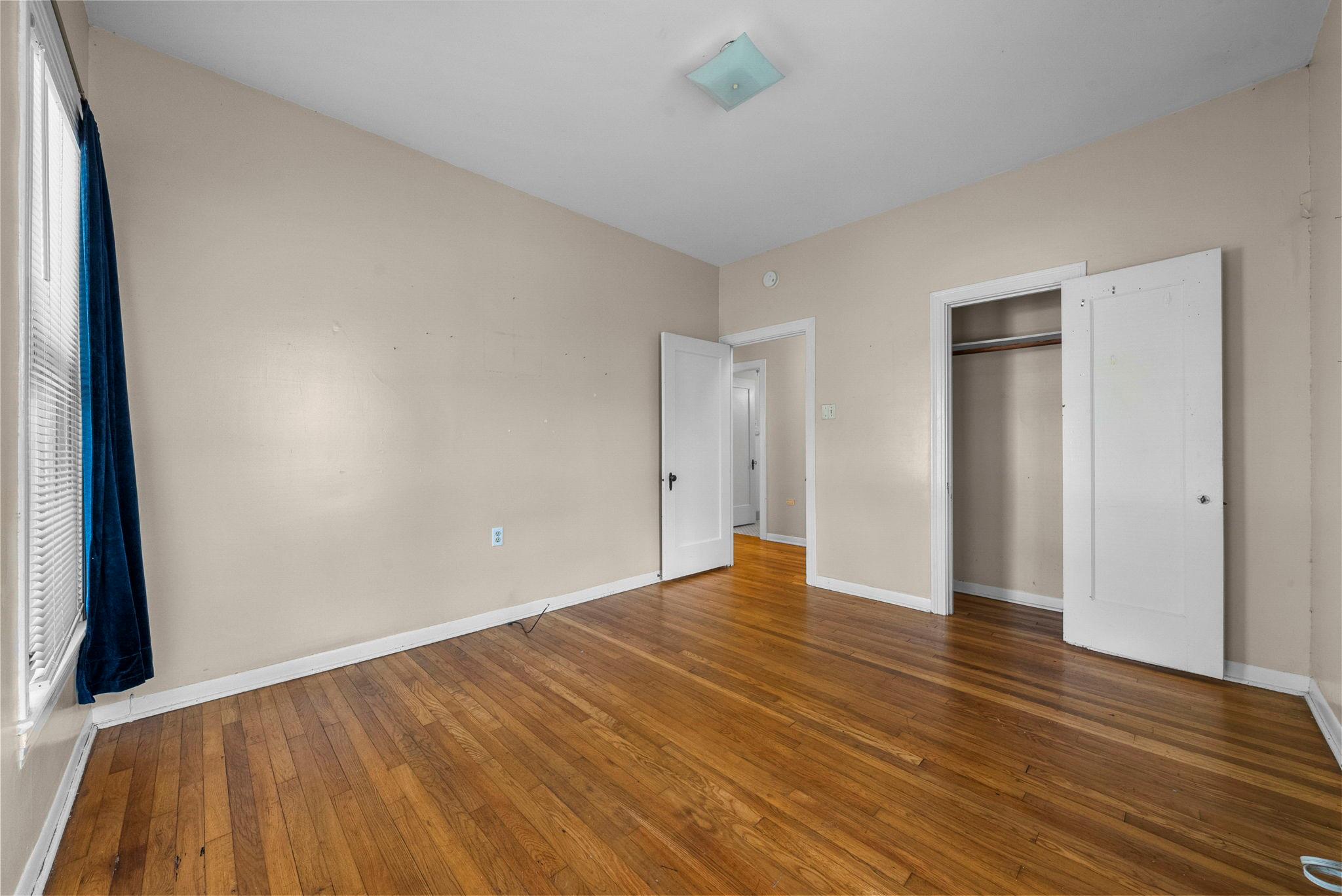 3108 Robinson Ave