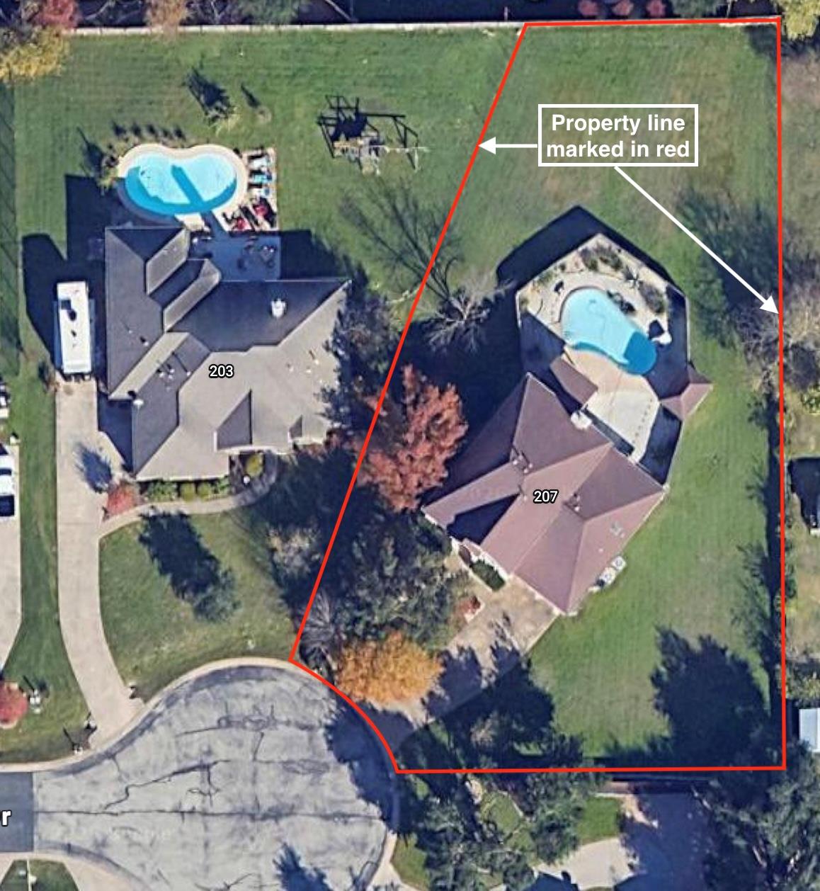 207 Silver Oak DR