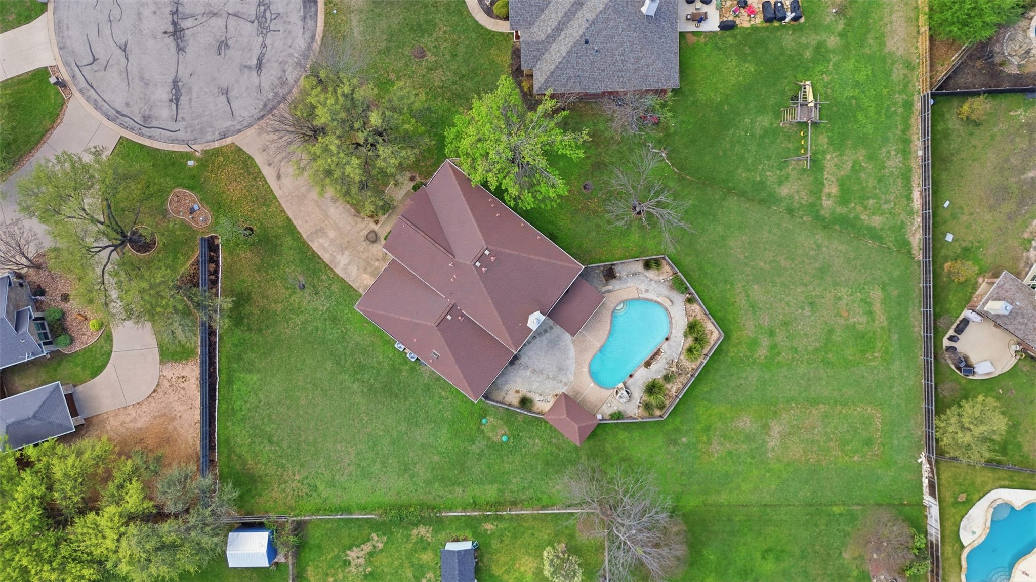 207 Silver Oak DR