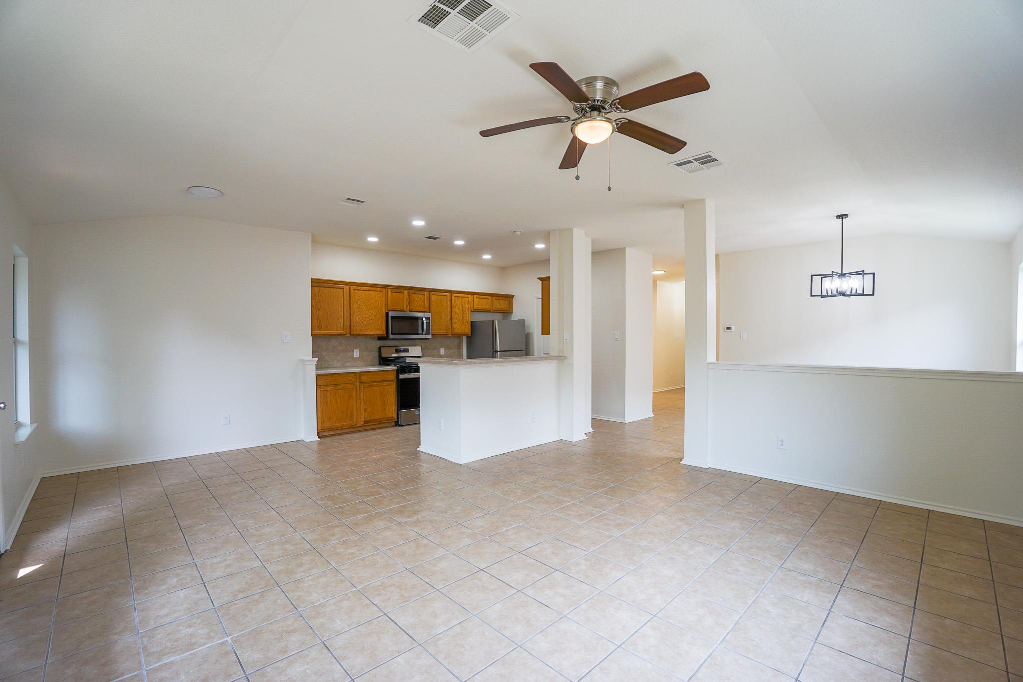 1520 Darjeeling DR