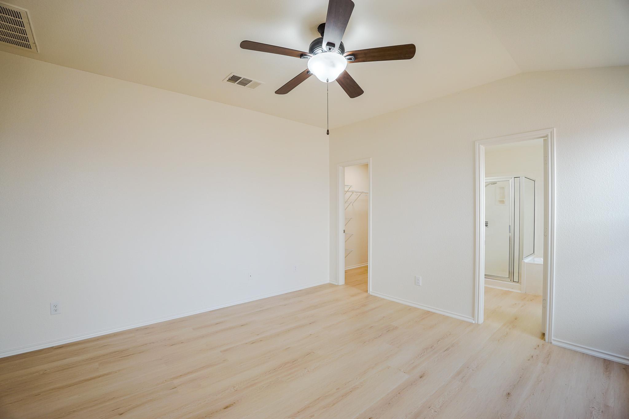 1520 Darjeeling DR
