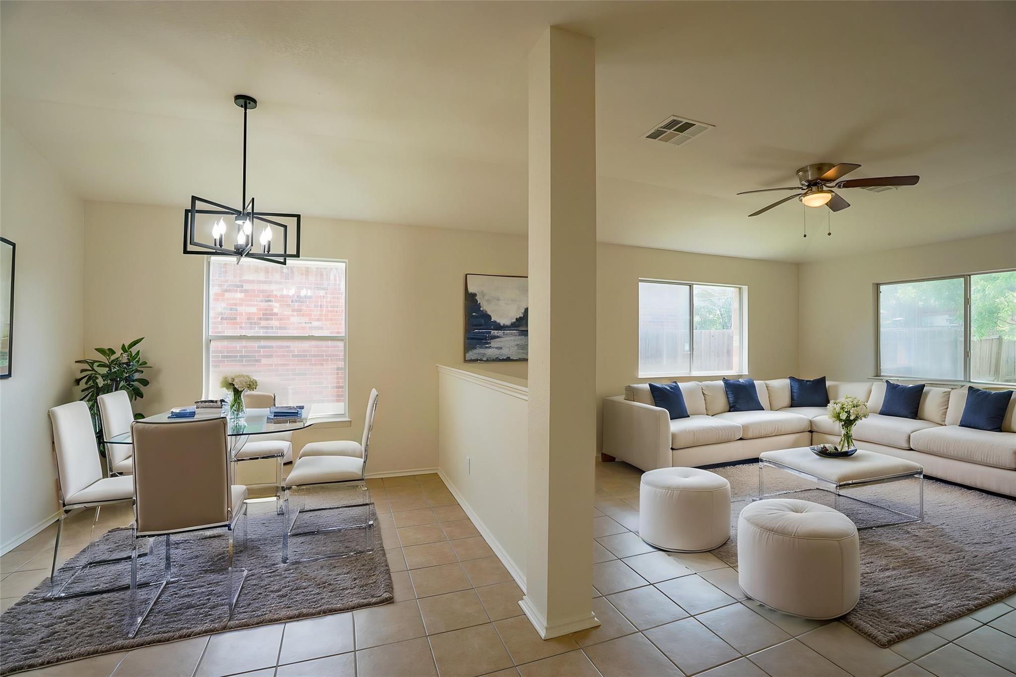 1520 Darjeeling DR
