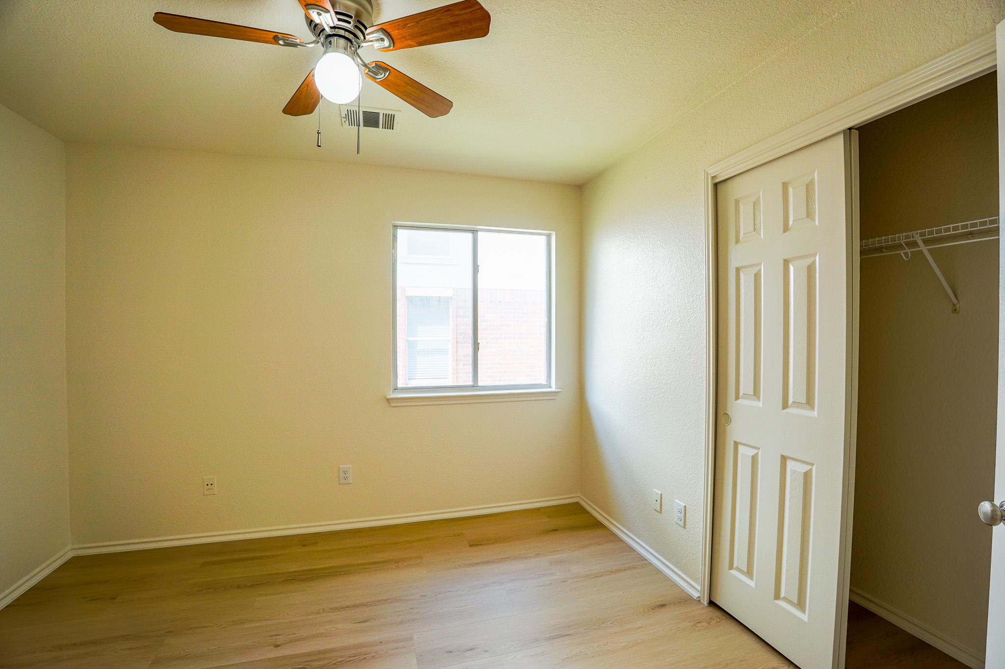 1520 Darjeeling DR