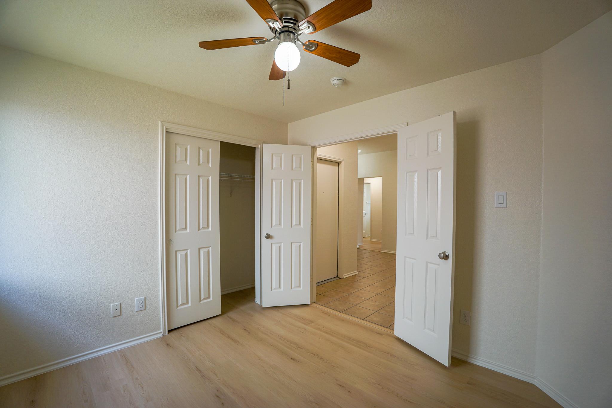 1520 Darjeeling DR