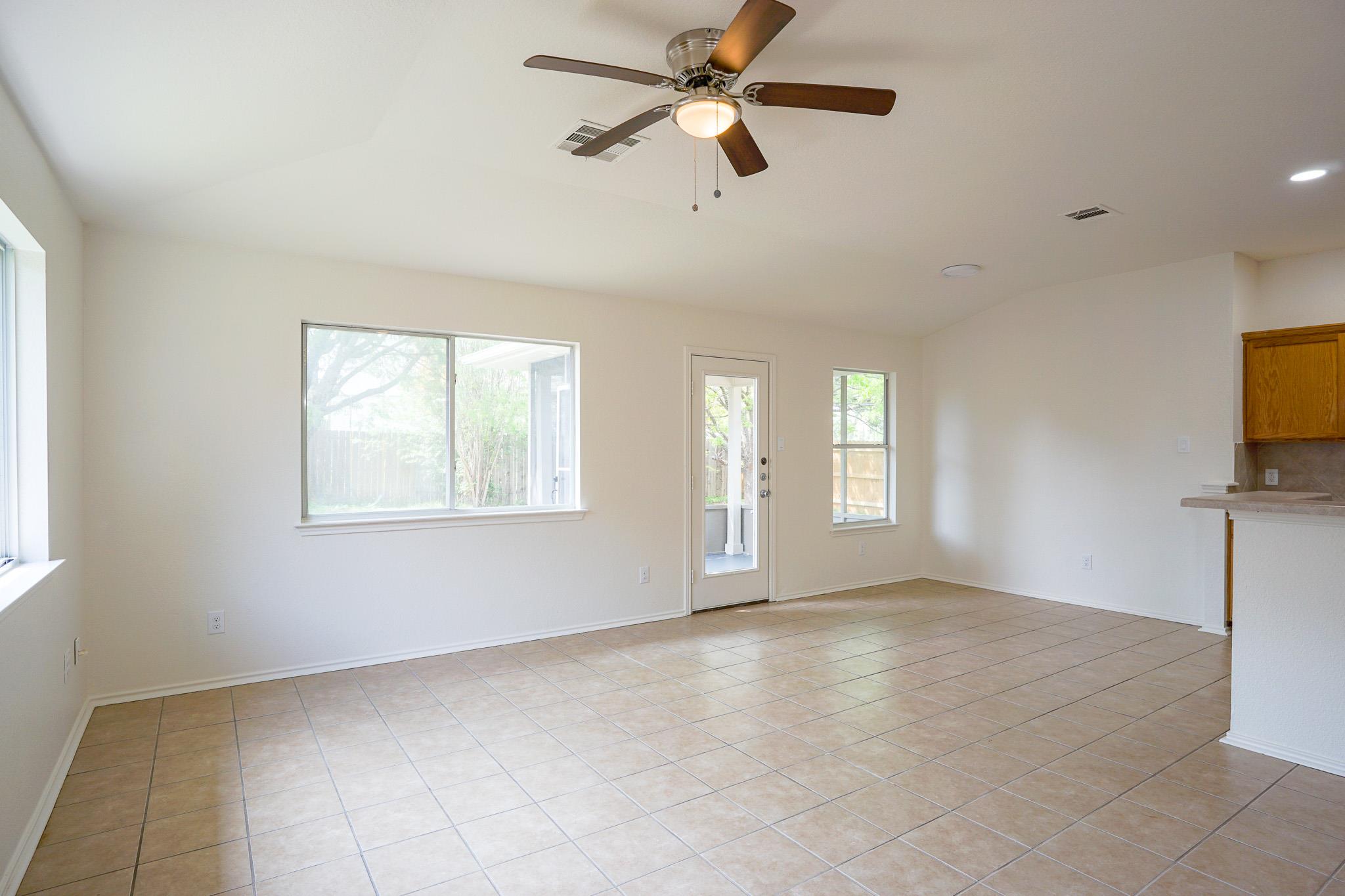 1520 Darjeeling DR