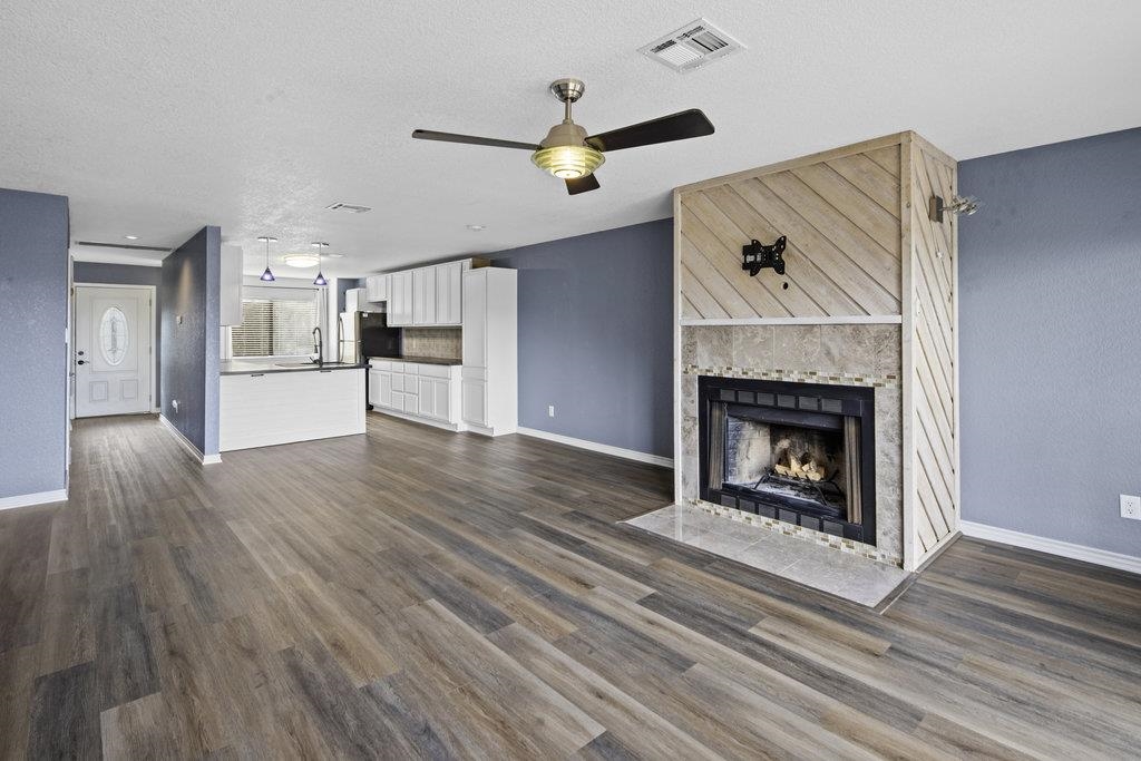 342 Harbor Drive